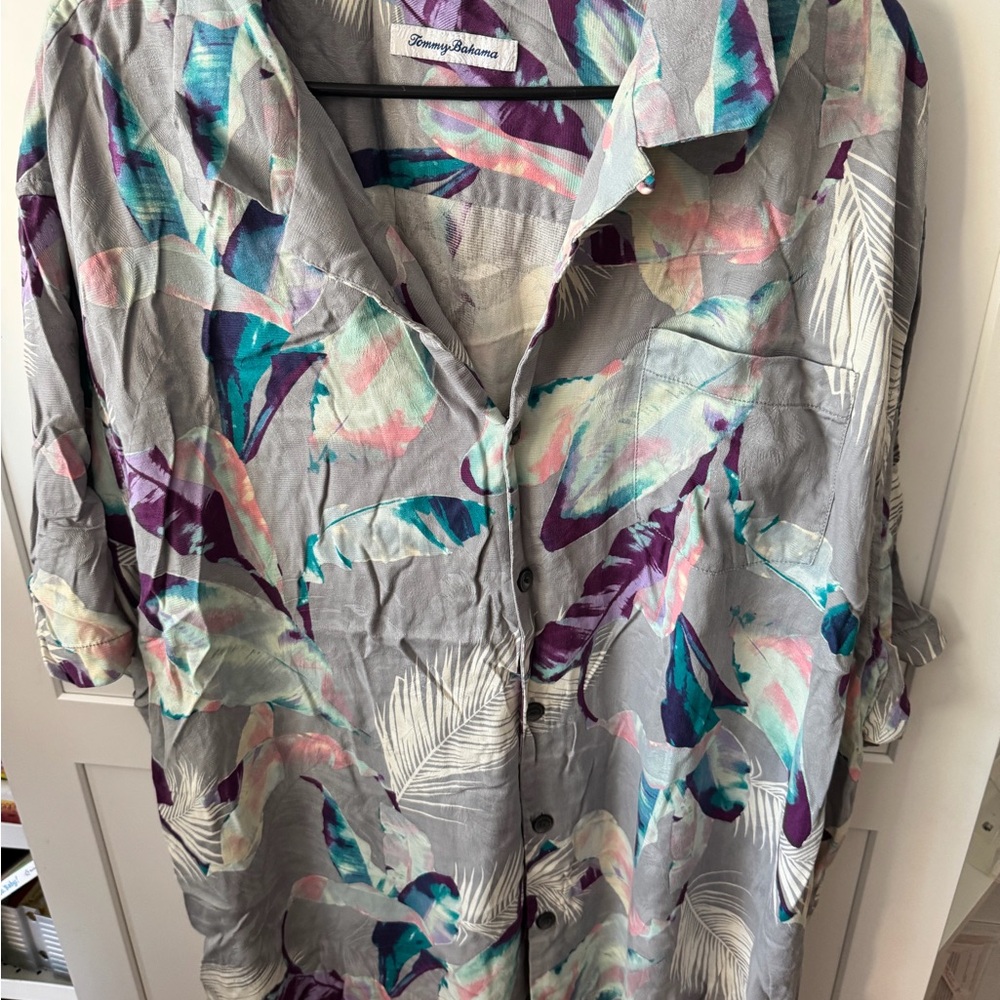 Tommy Bahama Gray Button-Down Shirt with Teal, Purple and Pink Leaf Print